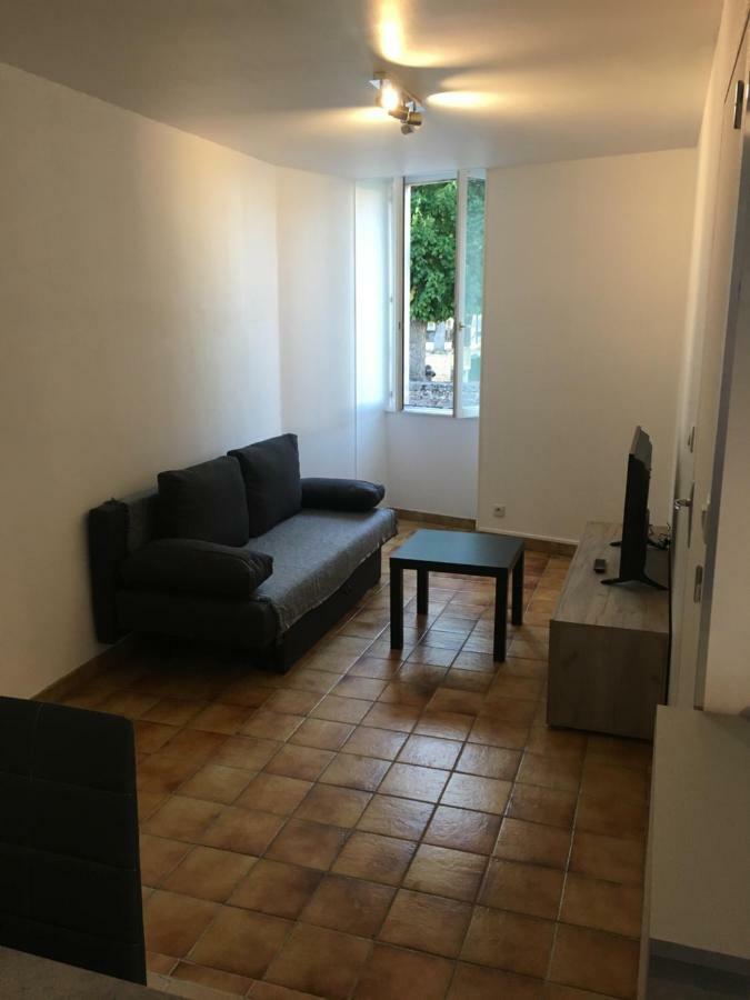 Charmant T2 Rdc Dans Residence Avec Parc Arbore Saint-Pierre-le-Moûtier Buitenkant foto
