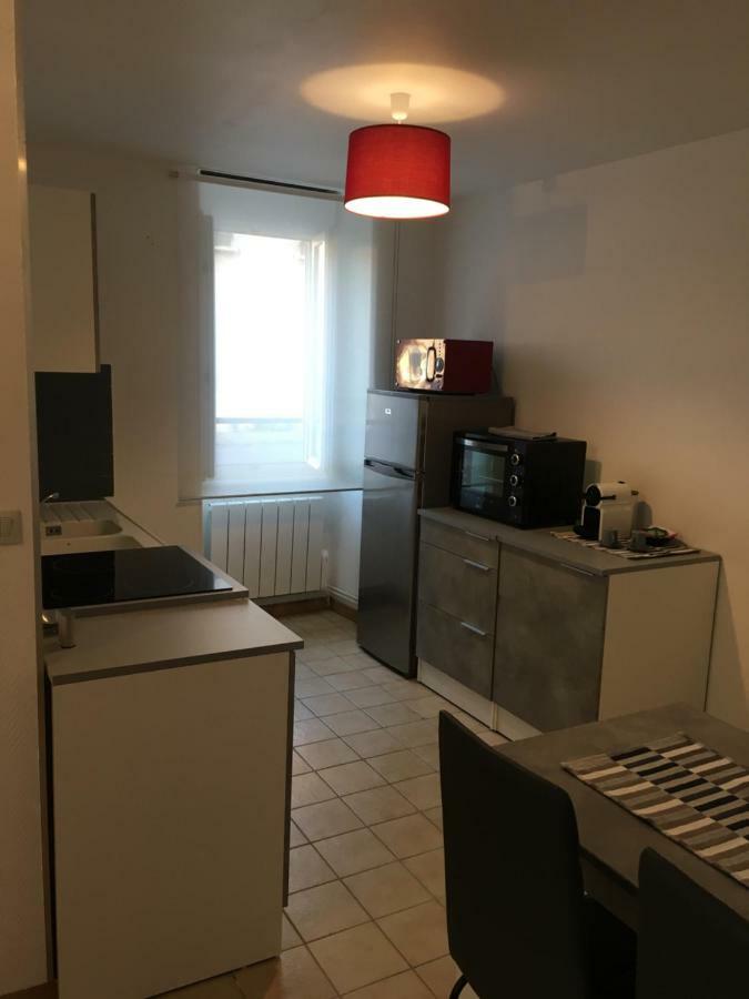 Charmant T2 Rdc Dans Residence Avec Parc Arbore Saint-Pierre-le-Moûtier Buitenkant foto