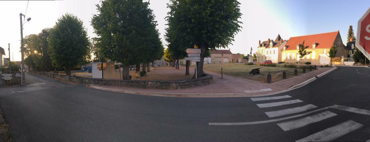 Charmant T2 Rdc Dans Residence Avec Parc Arbore Saint-Pierre-le-Moûtier Buitenkant foto