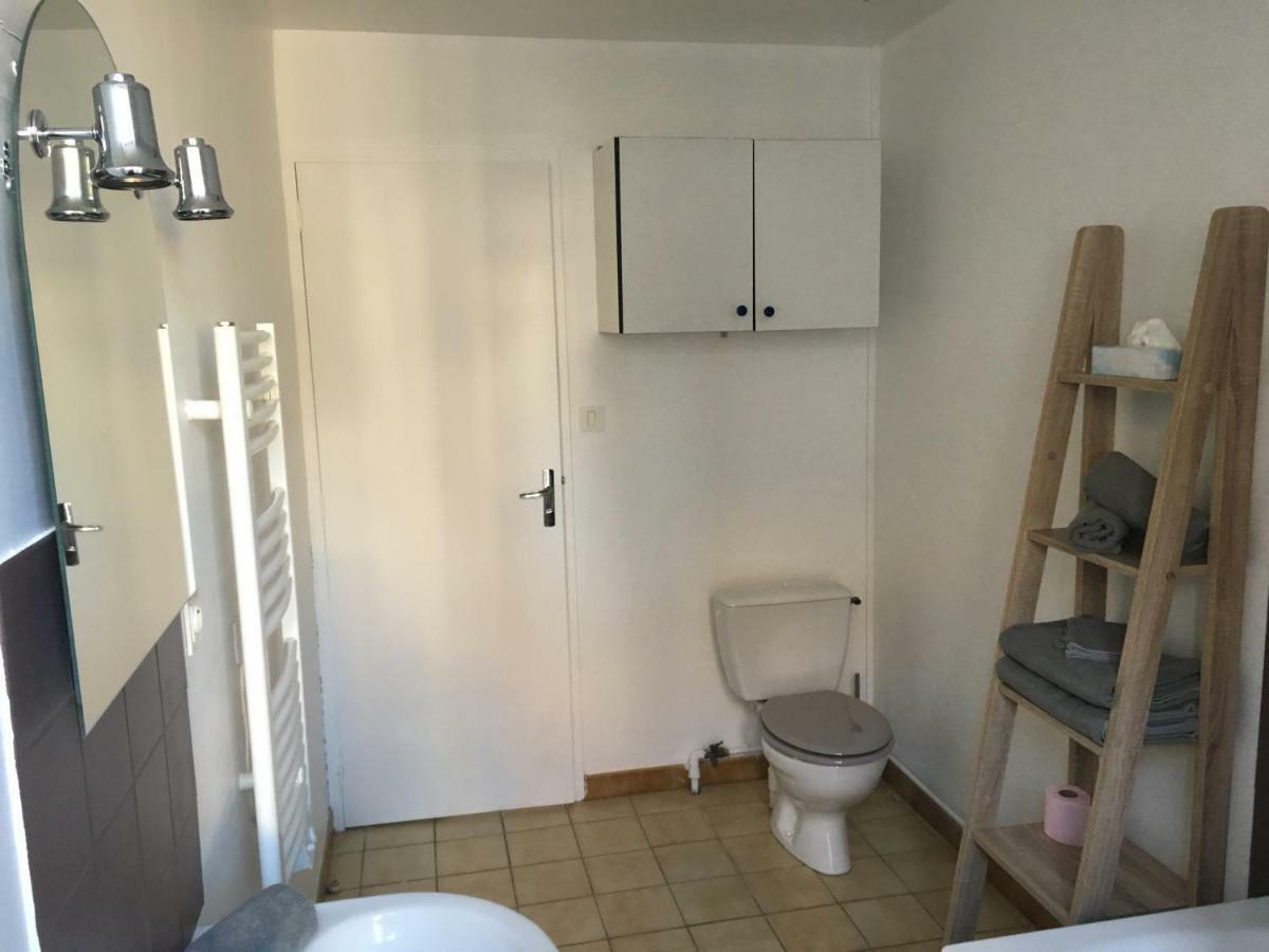 Charmant T2 Rdc Dans Residence Avec Parc Arbore Saint-Pierre-le-Moûtier Buitenkant foto